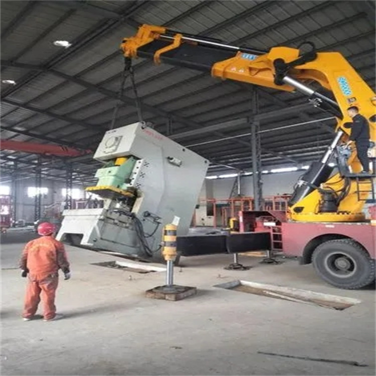 东阳80吨折臂吊车出租附近电话