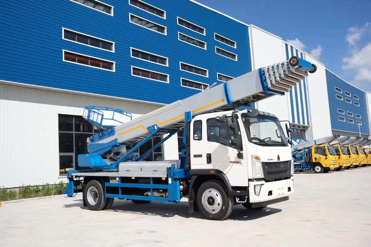 东阳出租云梯车高空作业车 建筑垃圾搬运